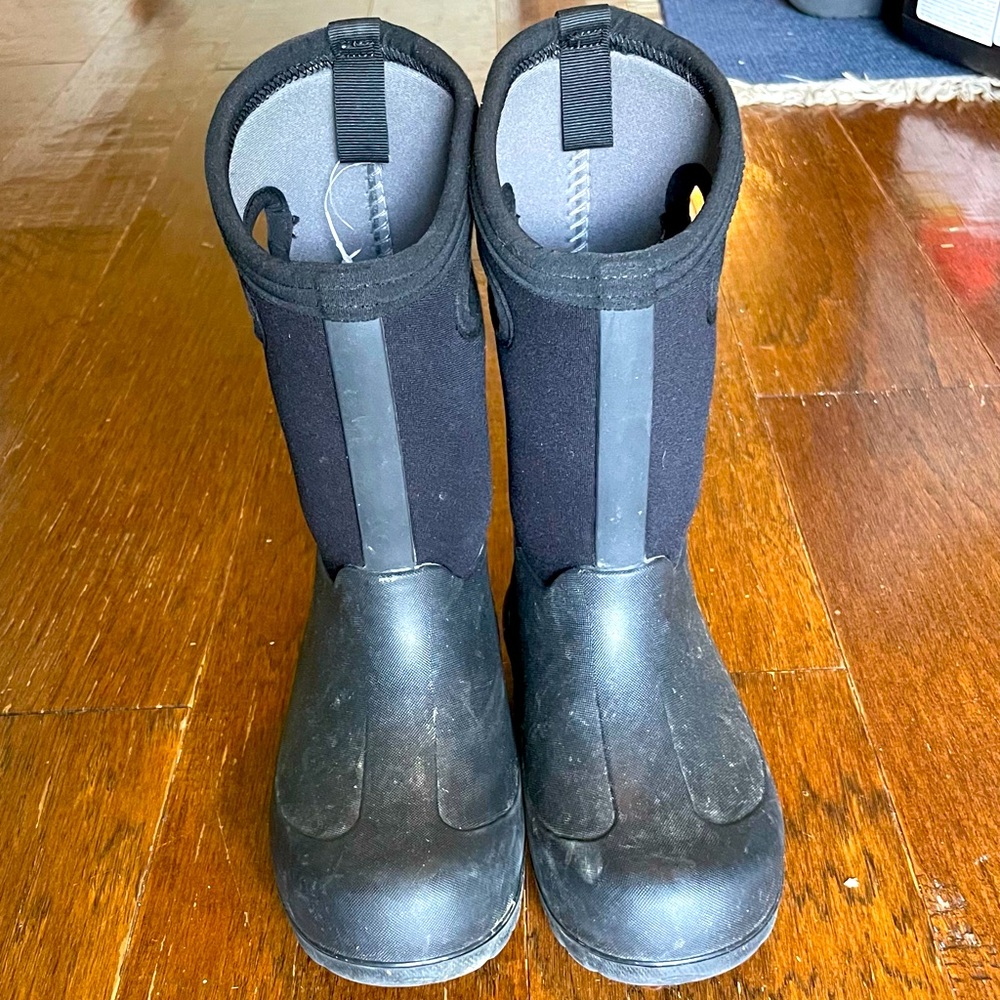 Kids BOGS neo classic 3 season rain/snow boots size 13